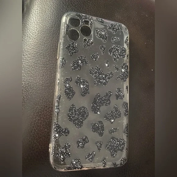 iPhone 11 Pro Max cow print case - Picture 1 of 2